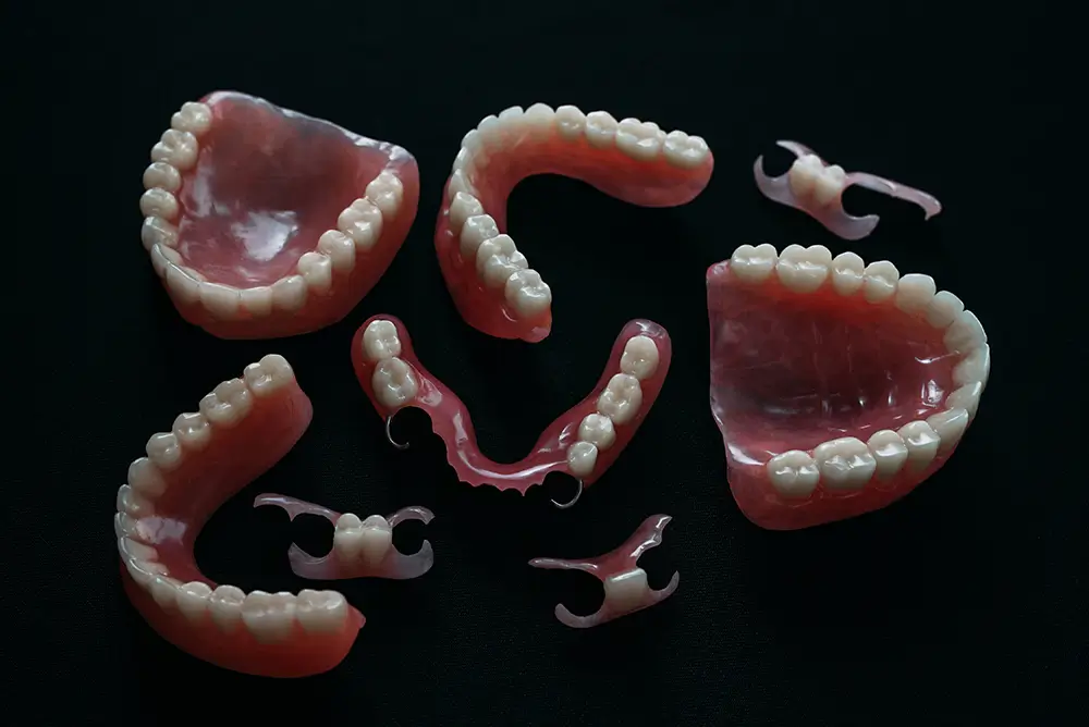 #1 Complete dentures services in I-8 Islamabad | Oracare Dentistry