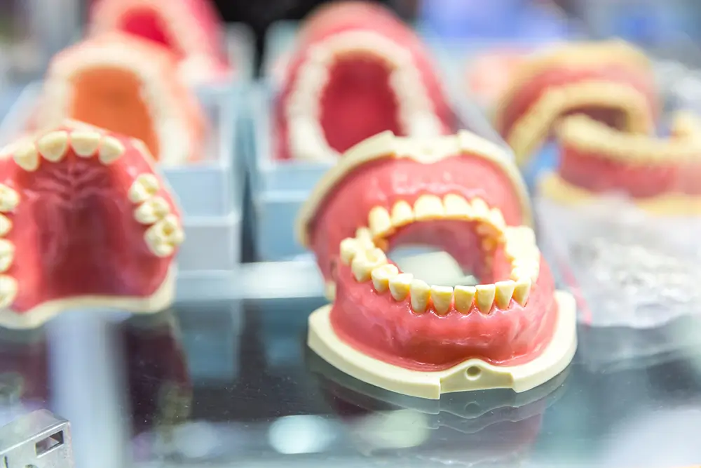 Best Dentures in I-8, Markaz , Islamabad | Oracare Dentistry